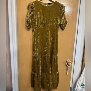 Who What Wear Gold Velvet Dress